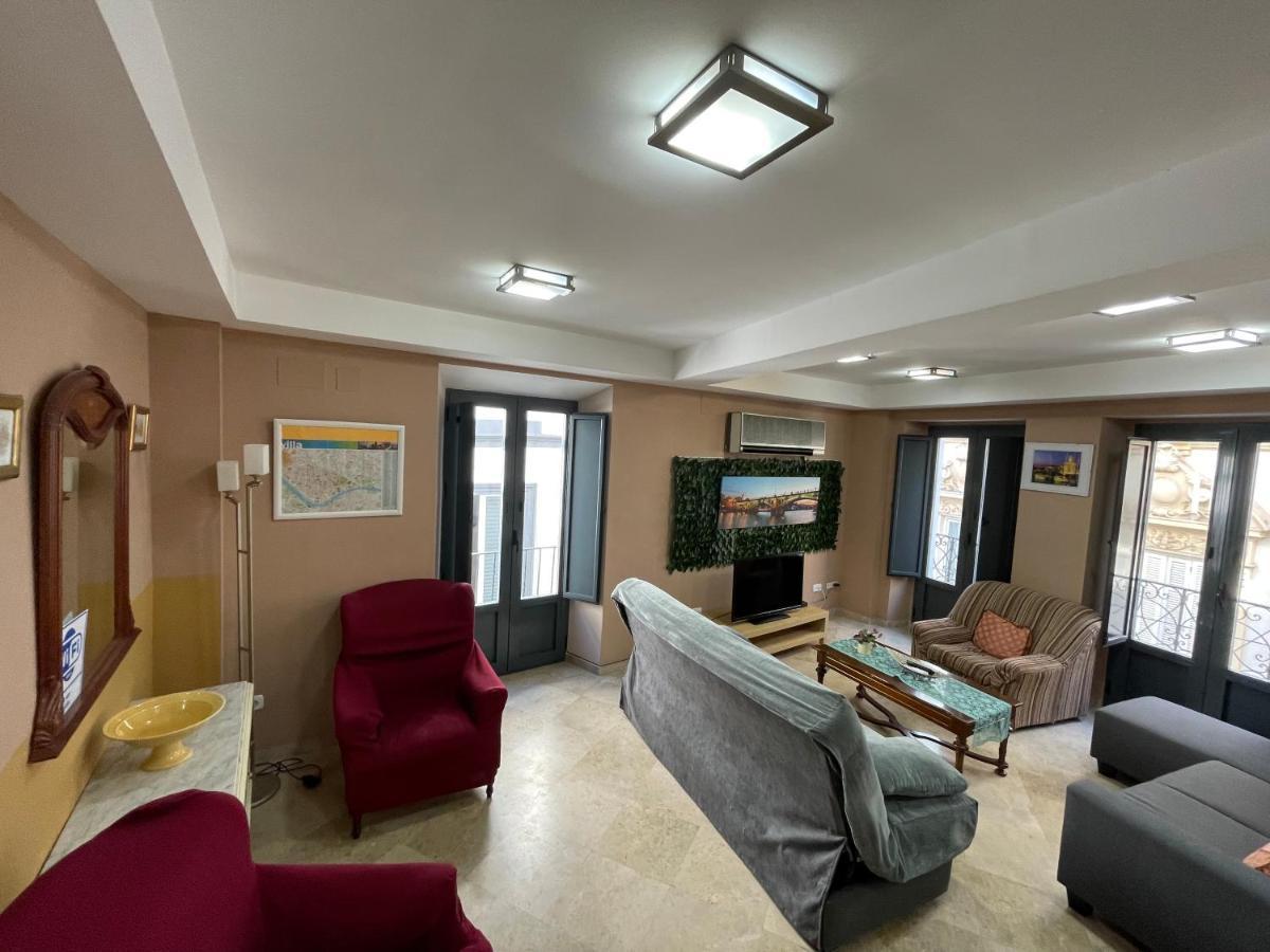 Duplex Sagasta Apartamentos-Sagasta Sevilla Exteriér fotografie